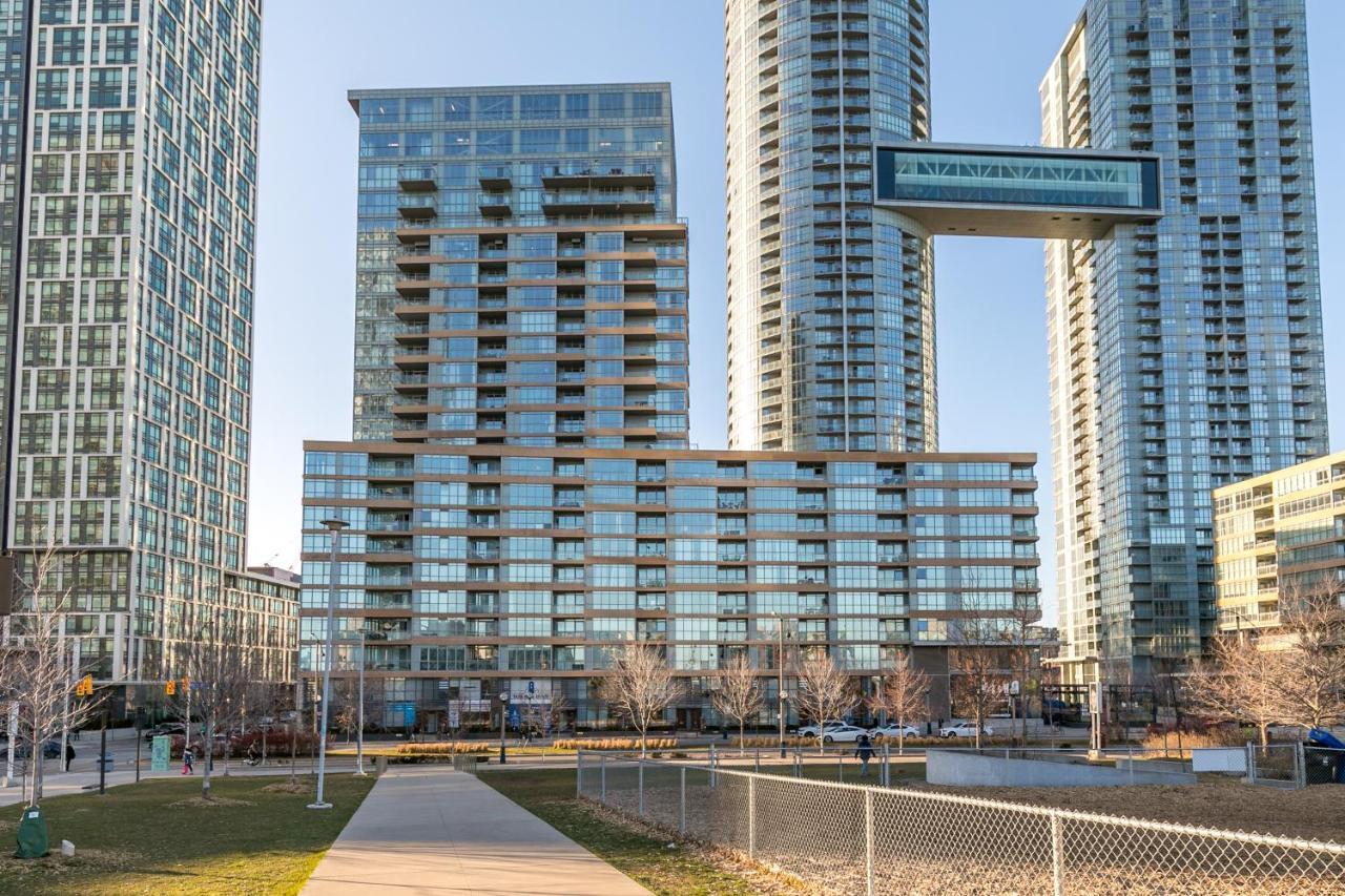 Simply Comfort. Elegant Apartments Dan Lecki Toronto Zewnętrze zdjęcie